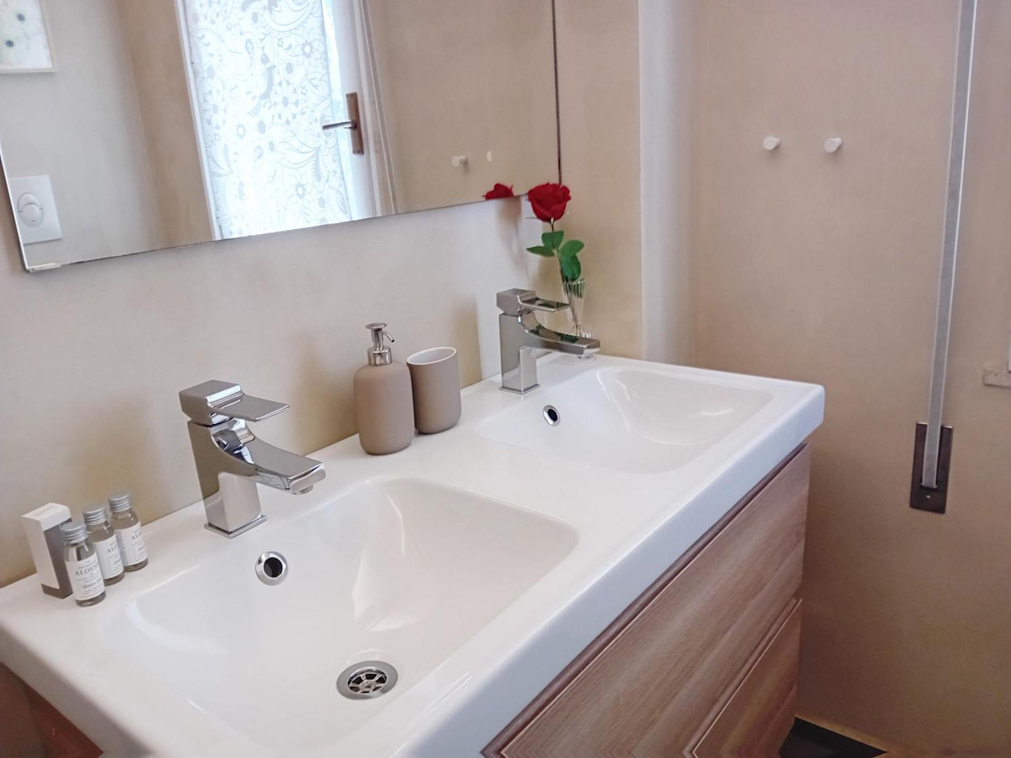 Casarava Sul Parco 3 Camere 2 Bagni Riccione Zewnętrze zdjęcie